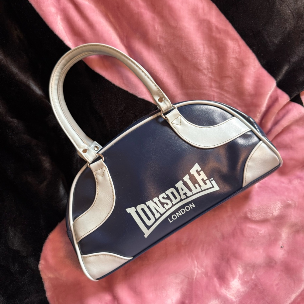 Lonsdale London Navy and White Women's Shoulder Bag